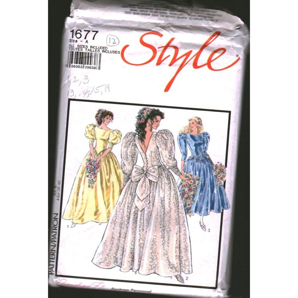 Style 1677 Vintage 80s Wedding Bridesmaid Dress Sewing Pattern 6-12 Puffy Bow